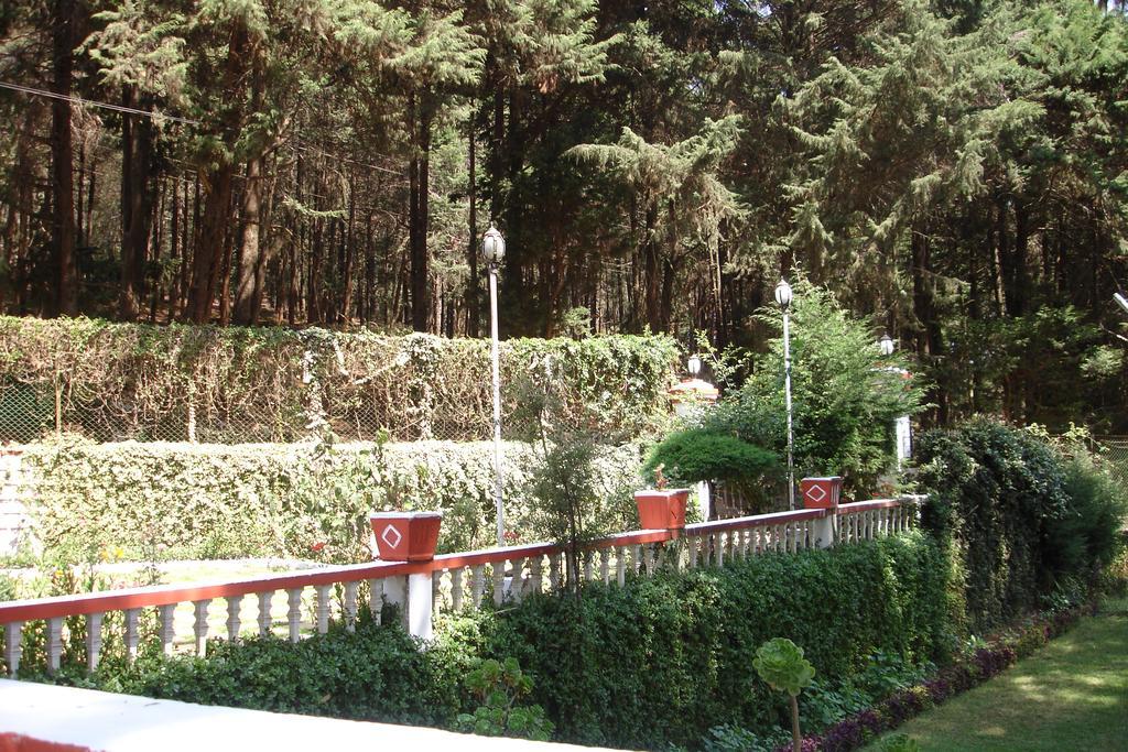 The Red House Bed & Breakfast Ooty Ngoại thất bức ảnh