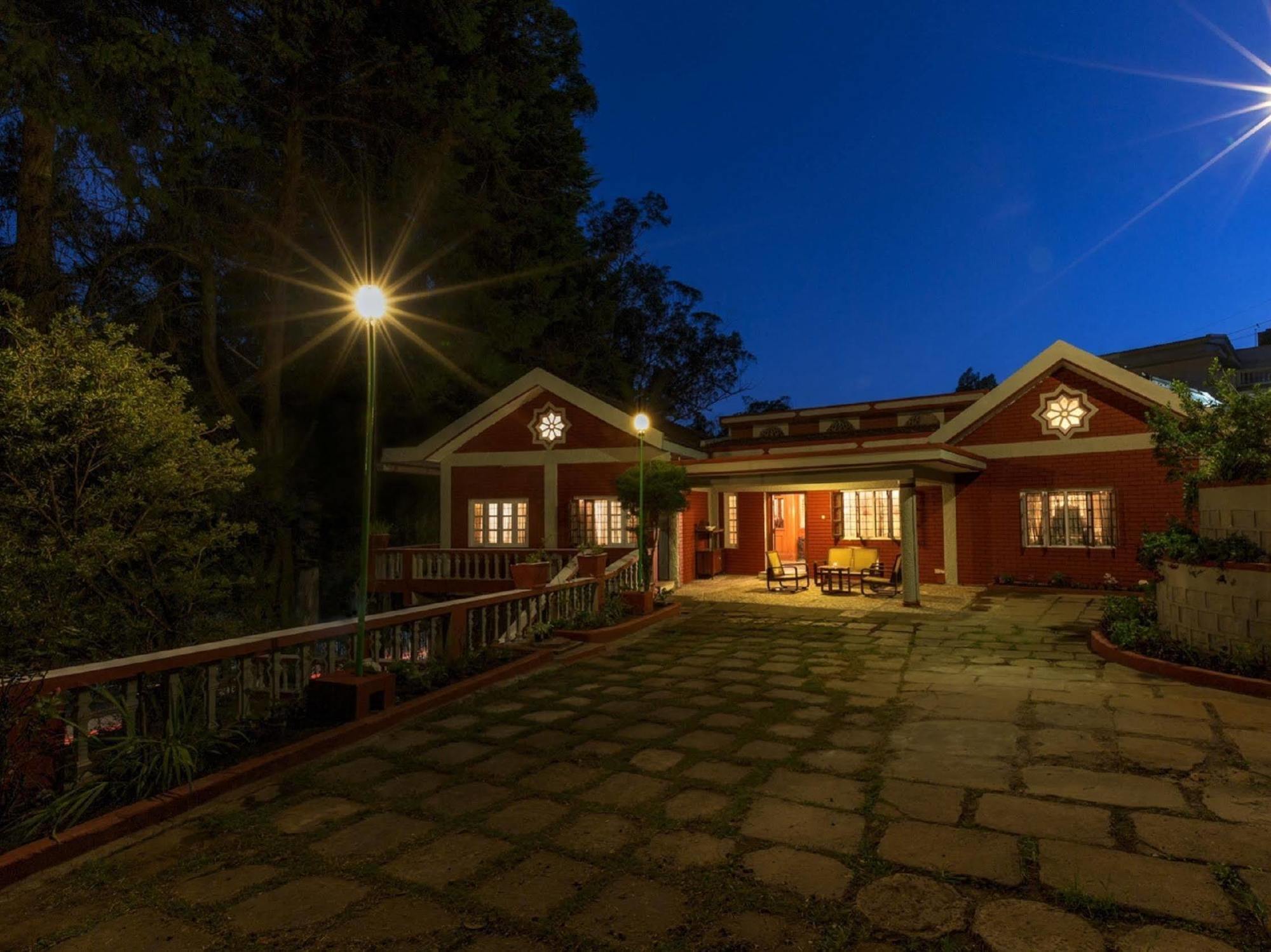The Red House Bed & Breakfast Ooty Ngoại thất bức ảnh